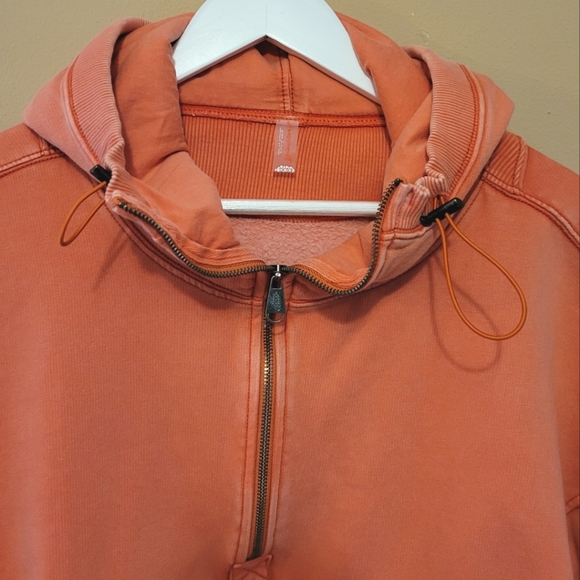FP Movement Shelter Hoodie - washed peach - Picture 9 of 13